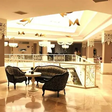 호텔 Serenis 4*